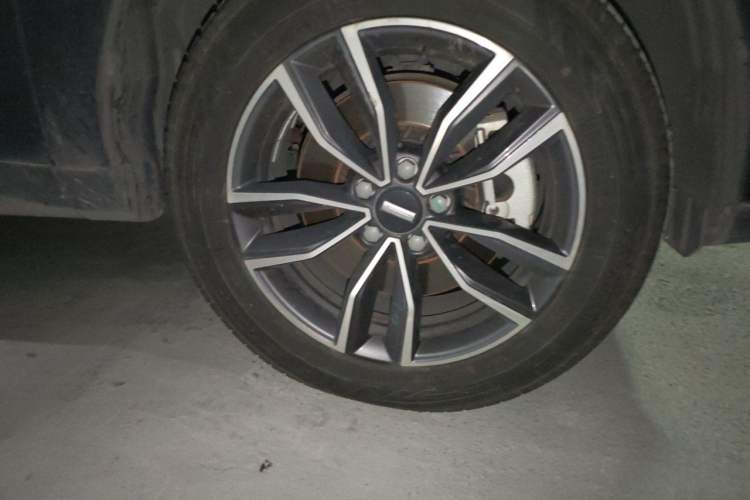 Used Wey VV5 2020 1.5T Two-Wheel Drive Smart Pioneer Right Front Wheel Hub