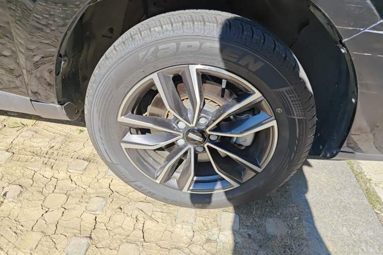 Used Wey VV5 2020 1.5T Two-Wheel Drive Smart Pioneer Right Front Wheel Hub