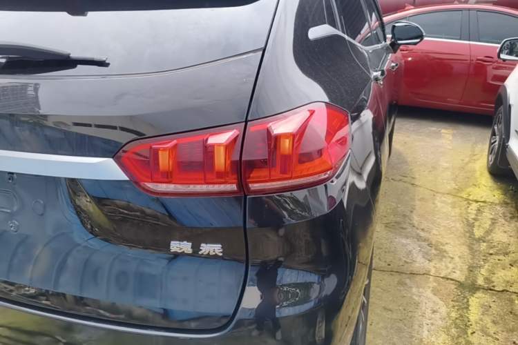 Used Wey VV5 2020 1.5T Two-Wheel Drive Smart Pioneer Right Rear Taillight