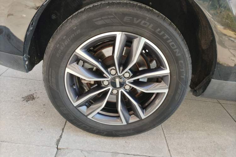 Used Wey VV5 2020 1.5T Two-Wheel Drive Color Pioneer Right Rear Wheel Hub