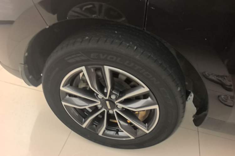 Used Wey VV5 2020 1.5T Two-Wheel Drive Smart Pioneer Right Rear Wheel Hub