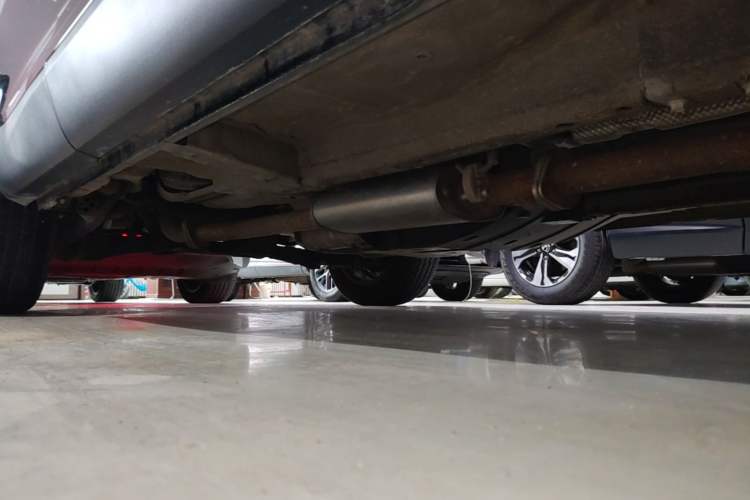 Used Wey VV5 2020 1.5T Two-Wheel Drive Smart Pioneer Right Side Sill