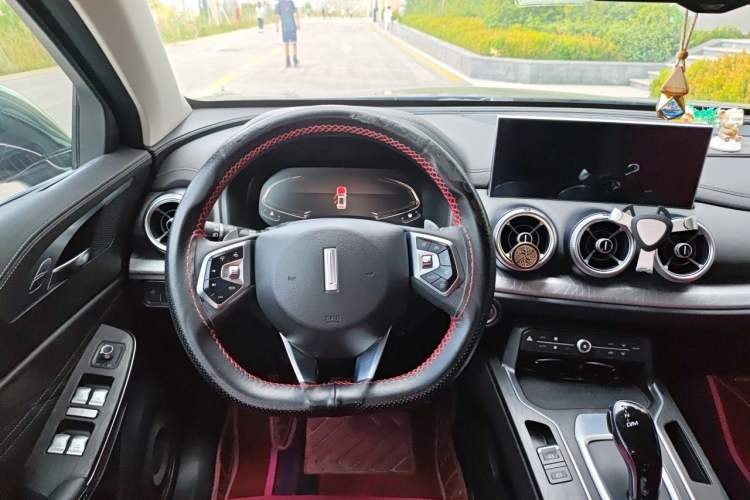 Used Wey VV5 2020 1.5T Two-Wheel Drive Smart Pioneer Steering Wheel