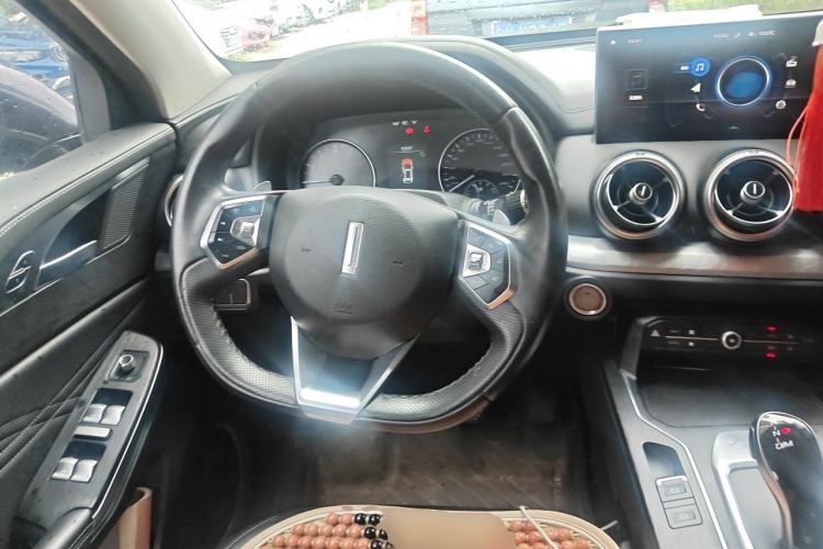 Used Wey VV5 2020 1.5T Two-Wheel Drive Color Pioneer Steering Wheel