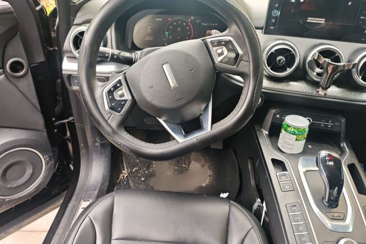 Used Wey VV5 2020 1.5T Two-Wheel Drive Smart Pioneer Steering Wheel