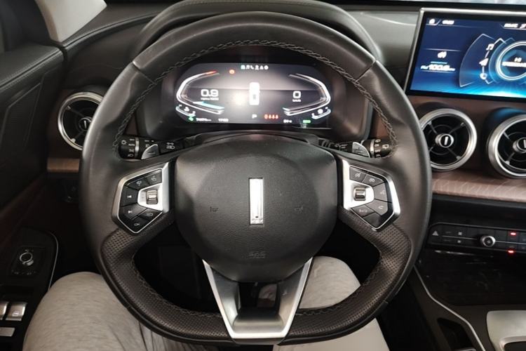 Used Wey VV5 2020 1.5T Two-Wheel Drive Smart Pioneer Steering Wheel