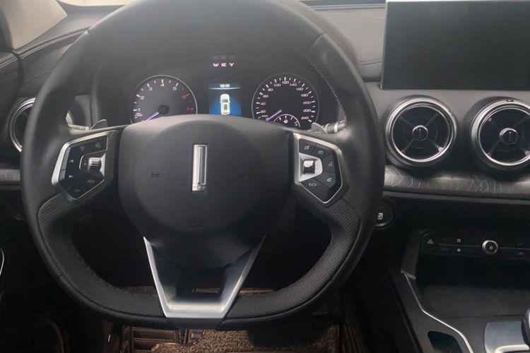 Used Wey VV5 2020 1.5T Two-Wheel Drive Color Pioneer Steering Wheel