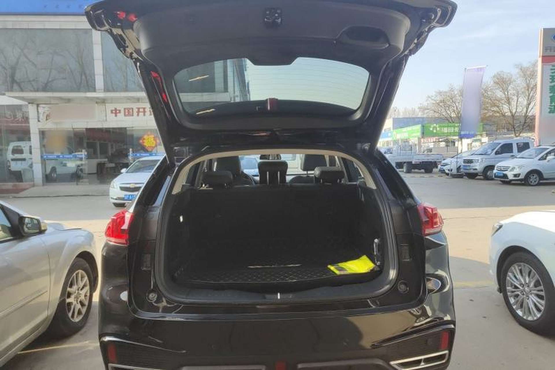 Used Wey VV5 2020 1.5T Two-Wheel Drive Smart Pioneer Trunk