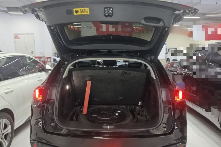 Used Wey VV5 2020 1.5T Two-Wheel Drive Smart Pioneer Trunk