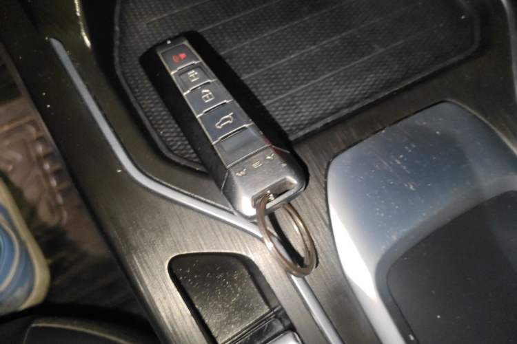Used Wey VV5 2020 1.5T Two-Wheel Drive Color Pioneer Vehicle Key