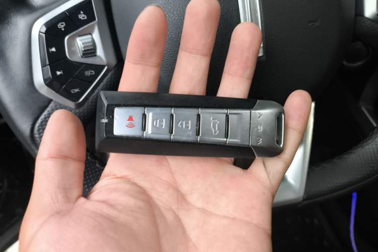 Used Wey VV5 2020 1.5T Two-Wheel Drive Smart Pioneer Vehicle Key