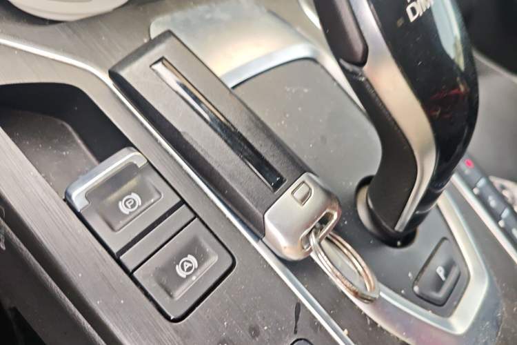 Used Wey VV5 2020 1.5T Two-Wheel Drive Smart Pioneer Vehicle Key