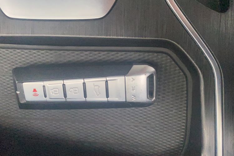 Used Wey VV5 2020 1.5T Two-Wheel Drive Color Pioneer Vehicle Key