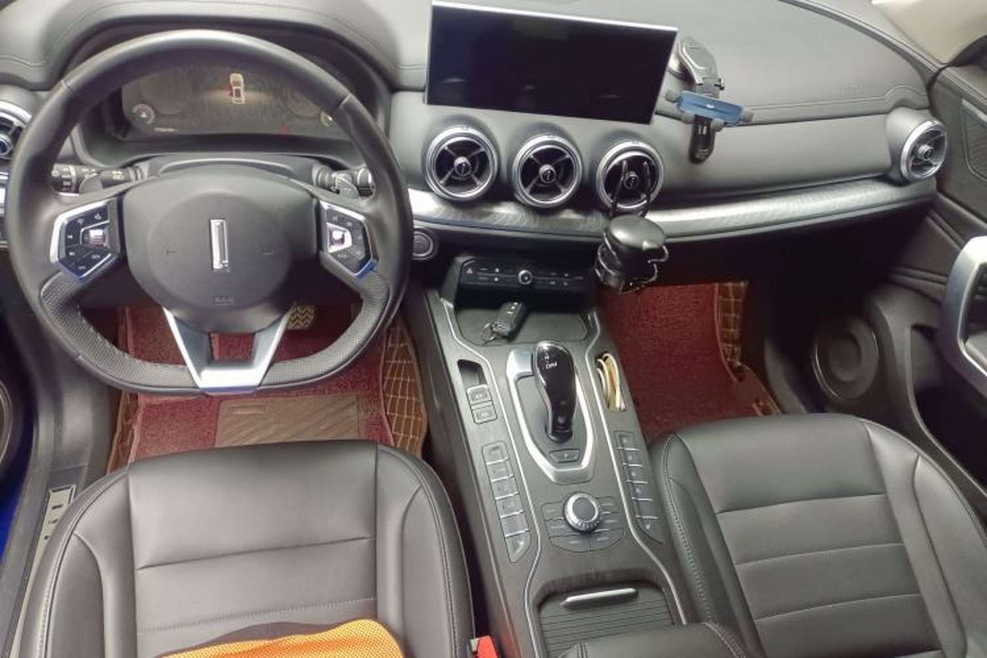 Used Wey VV5 2020 1.5T Two-Wheel Drive Smart Pioneer Center Console