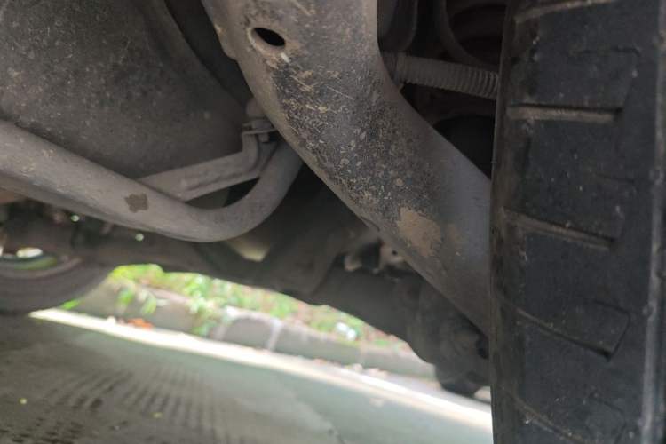 Used Wey VV5 2020 1.5T Two-Wheel Drive Smart Pioneer Chassis Rear Left