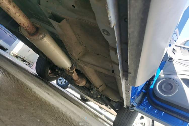 Used Wey VV5 2020 1.5T Two-Wheel Drive Smart Pioneer Right Side Sill