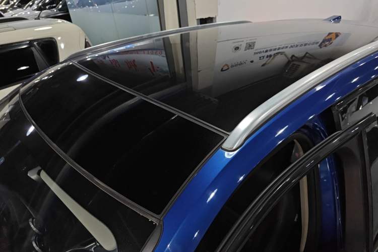 Used Wey VV5 2020 1.5T Two-Wheel Drive Smart Pioneer Roof