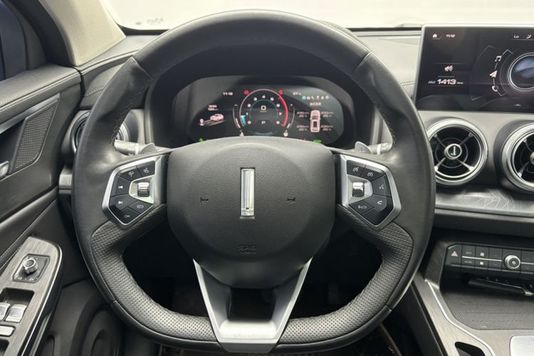 Used Wey VV5 2020 1.5T Two-Wheel Drive Smart Pioneer Steering Wheel