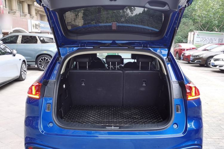 Used Wey VV5 2020 1.5T Two-Wheel Drive Color Pioneer Trunk