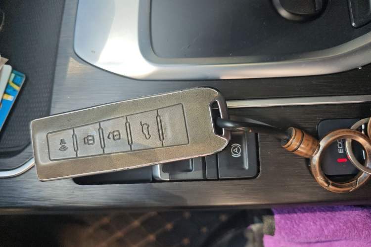 Used Wey VV5 2020 1.5T Two-Wheel Drive Smart Pioneer Vehicle Key