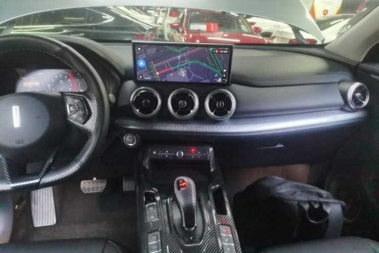 Used Wey VV5 2020 1.5T Two-Wheel Drive Smart Pioneer Audio And AC Panel
