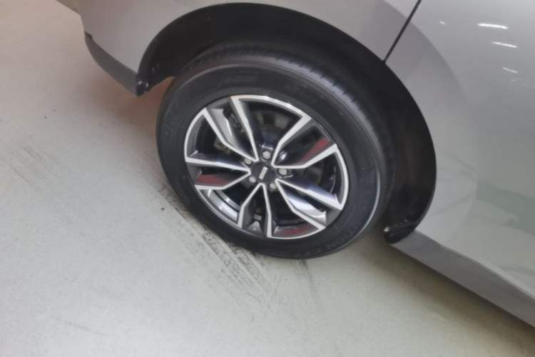 Used Wey VV5 2020 1.5T Two-Wheel Drive Smart Pioneer Right Rear Wheel Hub