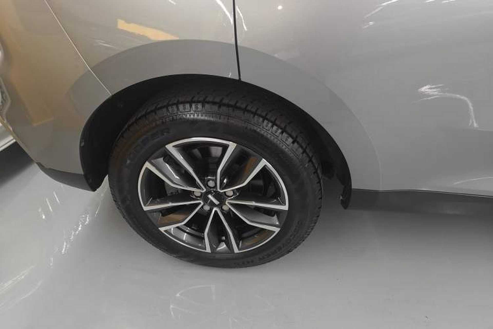 Used Wey VV5 2020 1.5T Two-Wheel Drive Smart Pioneer Right Rear Wheel Hub