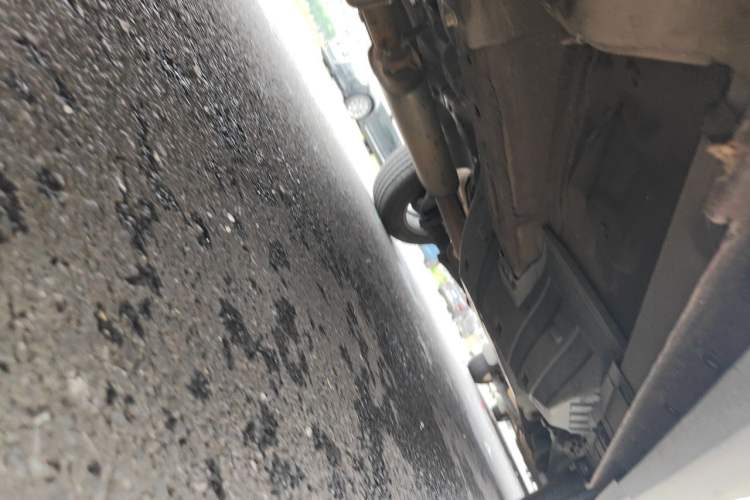 Used Wey VV5 2020 1.5T Two-Wheel Drive Smart Pioneer Chassis Front Left