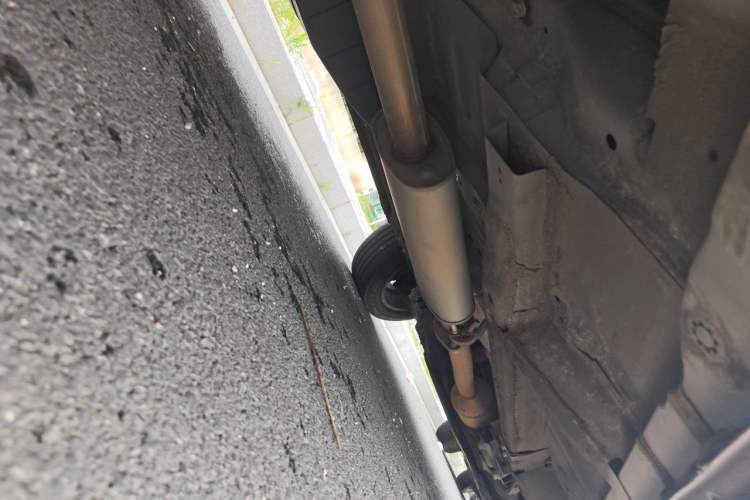 Used Wey VV5 2020 1.5T Two-Wheel Drive Smart Pioneer Chassis Rear Right