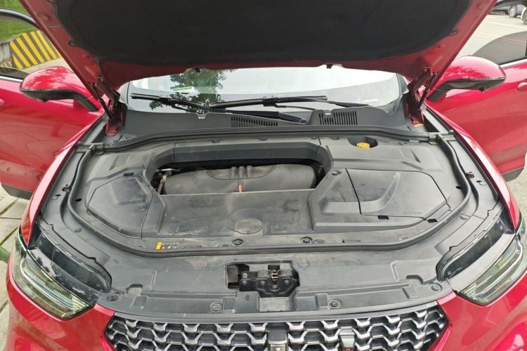 Used Wey VV5 2020 1.5T Two-Wheel Drive Color Pioneer Engine Bay