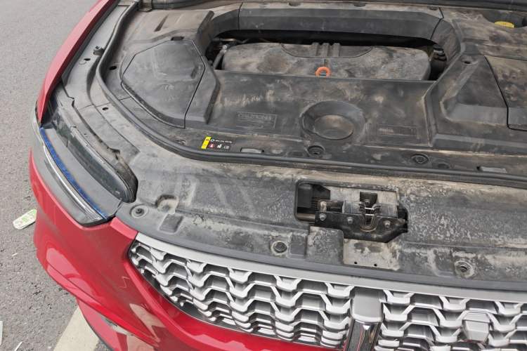 Used Wey VV5 2020 1.5T Two-Wheel Drive Smart Pioneer Engine Bay Right
