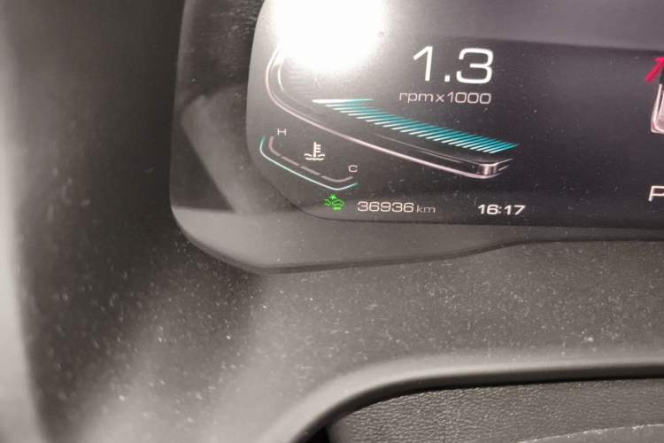 Used Wey VV5 2020 1.5T Two-Wheel Drive Smart Pioneer Odometer Close Up