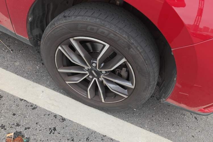 Used Wey VV5 2020 1.5T Two-Wheel Drive Smart Pioneer Right Front Wheel Hub