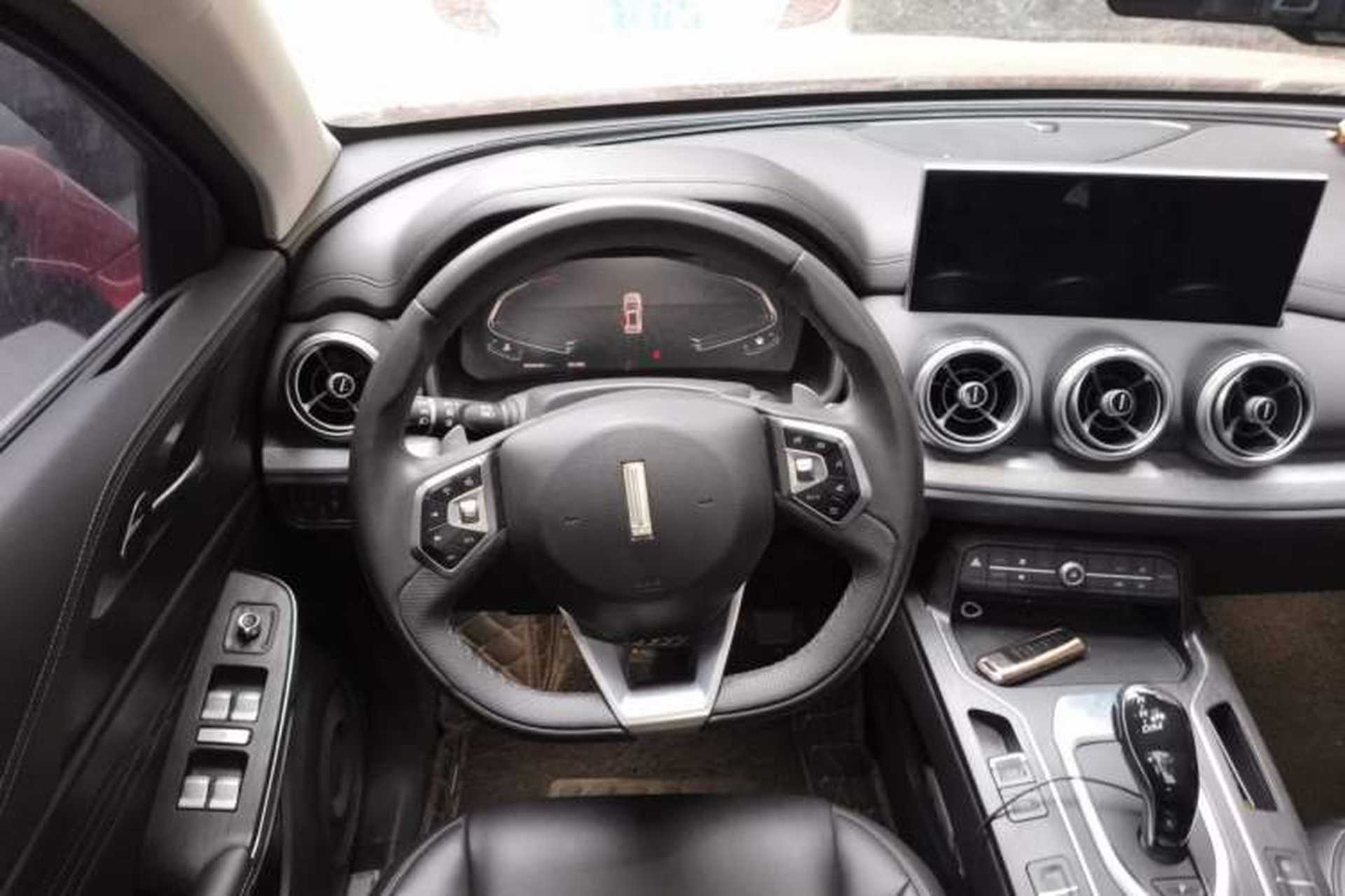 Used Wey VV5 2020 1.5T Two-Wheel Drive Smart Pioneer Steering Wheel