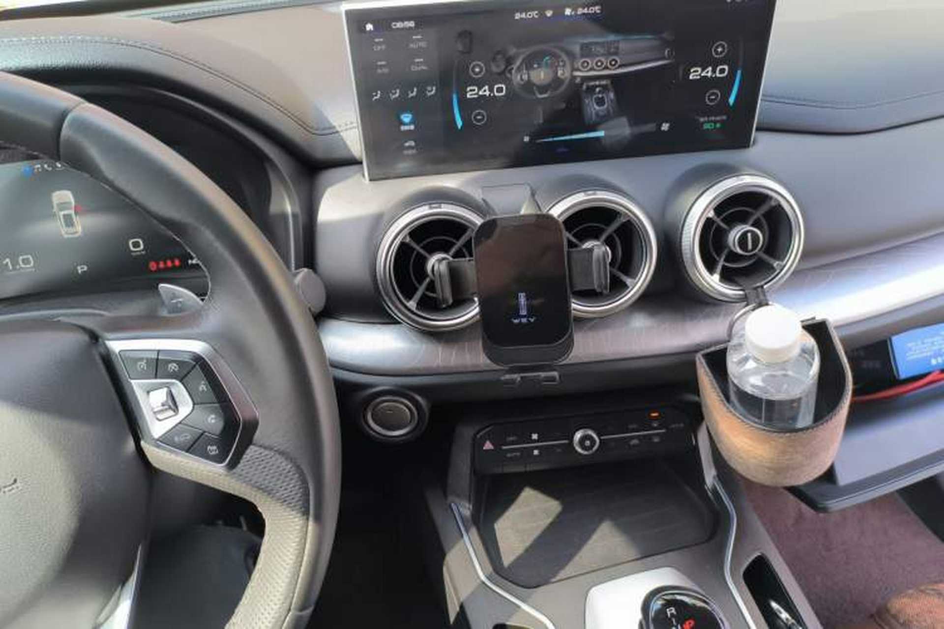 Used Wey VV5 2020 1.5T Two-Wheel Drive Smart Pioneer Audio And AC Panel
