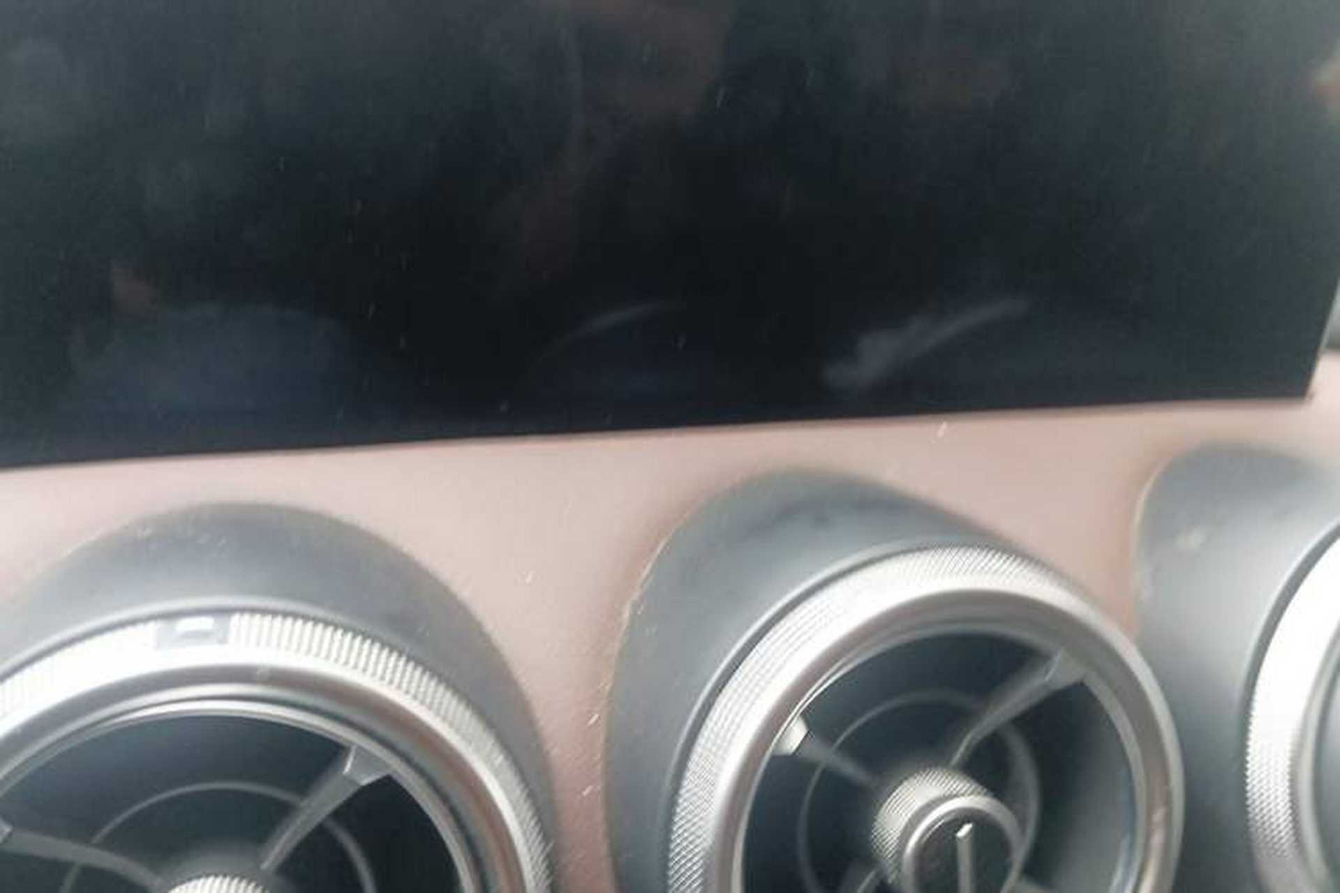 Used Wey VV5 2020 1.5T Two-Wheel Drive Smart Pioneer Audio And AC Panel