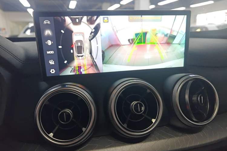 Used Wey VV5 2020 1.5T Two-Wheel Drive Smart Pioneer Audio And AC Panel