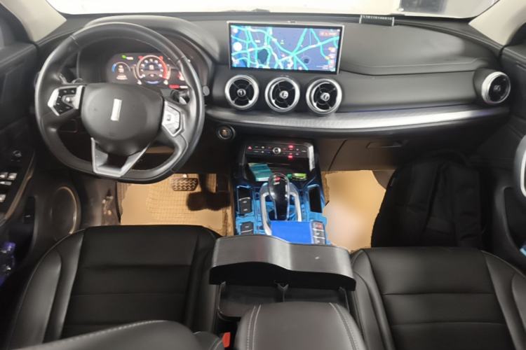 Used Wey VV5 2020 1.5T Two-Wheel Drive Smart Pioneer Center Console
