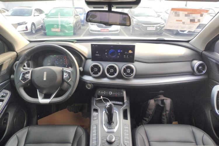 Used Wey VV5 2020 1.5T Two-Wheel Drive Smart Pioneer Center Console