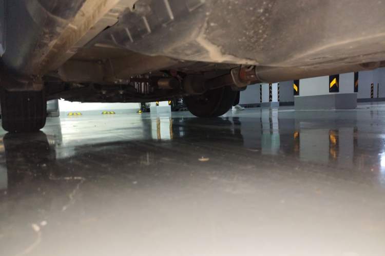 Used Wey VV5 2020 1.5T Two-Wheel Drive Smart Pioneer Chassis Rear Left
