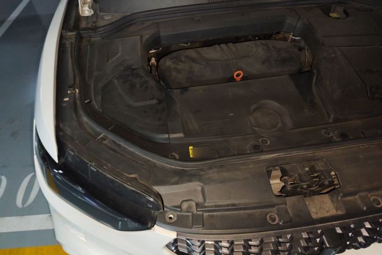 Used Wey VV5 2020 1.5T Two-Wheel Drive Smart Pioneer Engine Bay Right