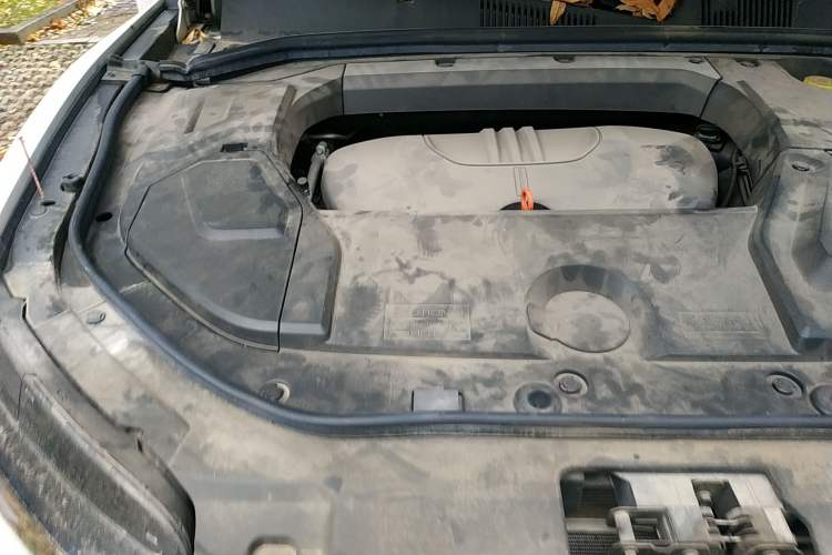 Used Wey VV5 2020 1.5T Two-Wheel Drive Smart Pioneer Engine Bay Right