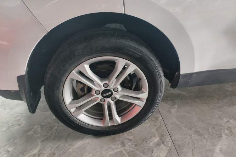 Used Wey VV5 2020 1.5T Two-Wheel Drive Color Pioneer Exterior 5