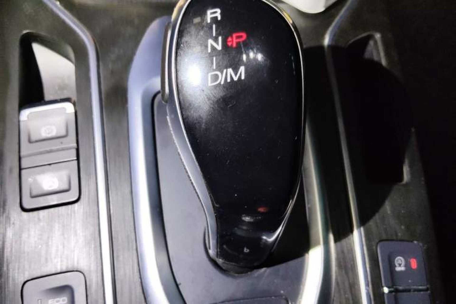 Used Wey VV5 2020 1.5T Two-Wheel Drive Smart Pioneer Gear Lever