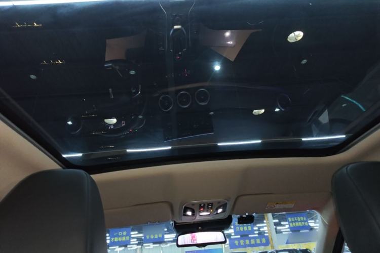 Used Wey VV5 2020 1.5T Two-Wheel Drive Smart Pioneer Headliner