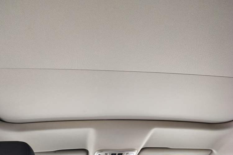 Used Wey VV5 2020 1.5T Two-Wheel Drive Smart Pioneer Headliner