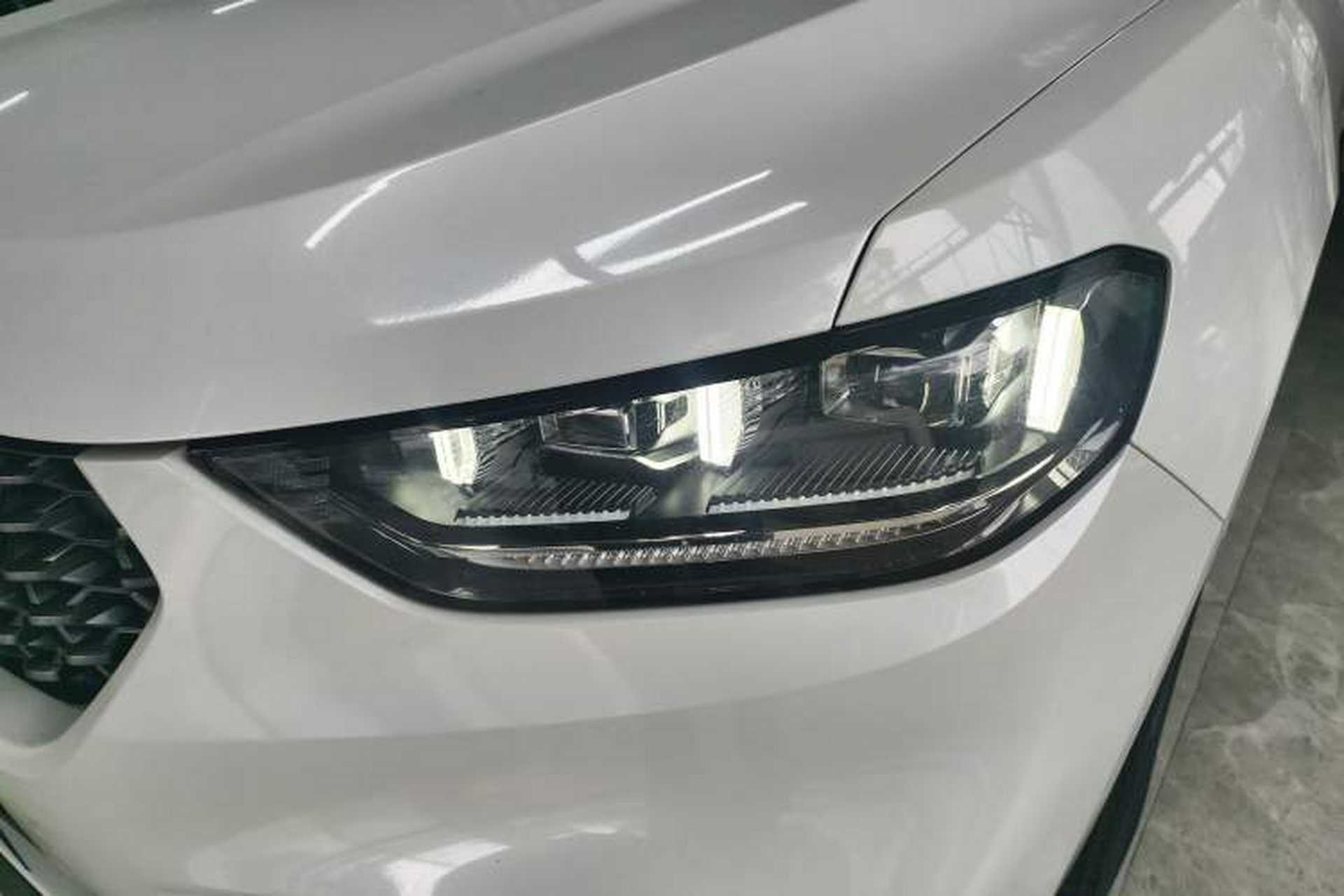 Used Wey VV5 2020 1.5T Two-Wheel Drive Color Pioneer Left Front Headlight