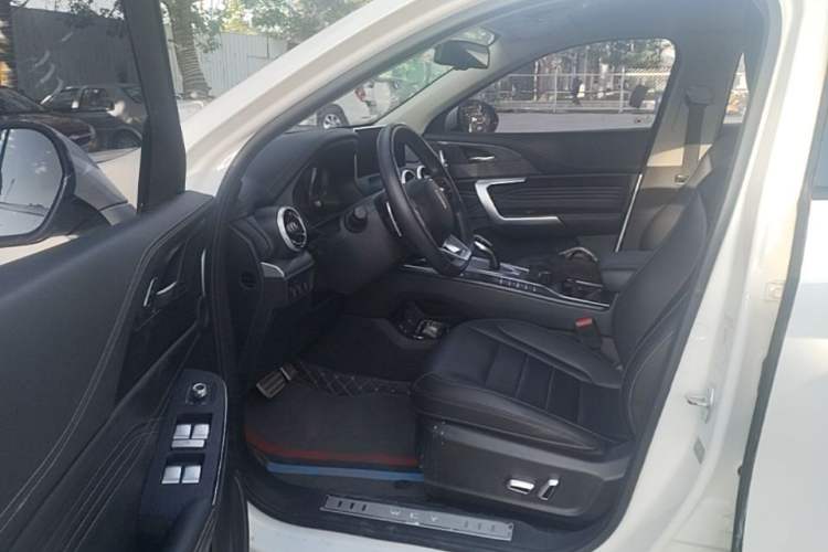 Used Wey VV5 2020 2.0T Two-Wheel Drive Pioneer Left Front Seat