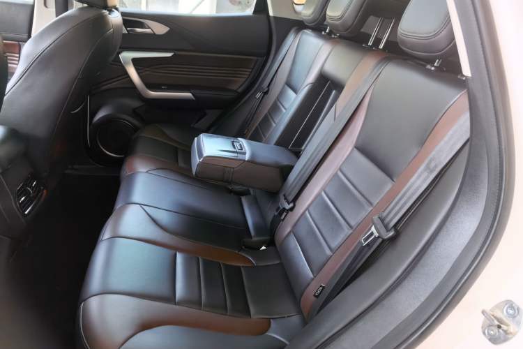 Used Wey VV5 2020 1.5T Two-Wheel Drive Smart Pioneer Left Rear Seat