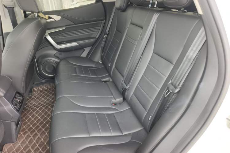 Used Wey VV5 2020 1.5T Two-Wheel Drive Smart Pioneer Left Rear Seat